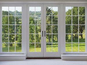 ¿Qué tipos de cristaleras existen y cuál es mejor para mi casa?